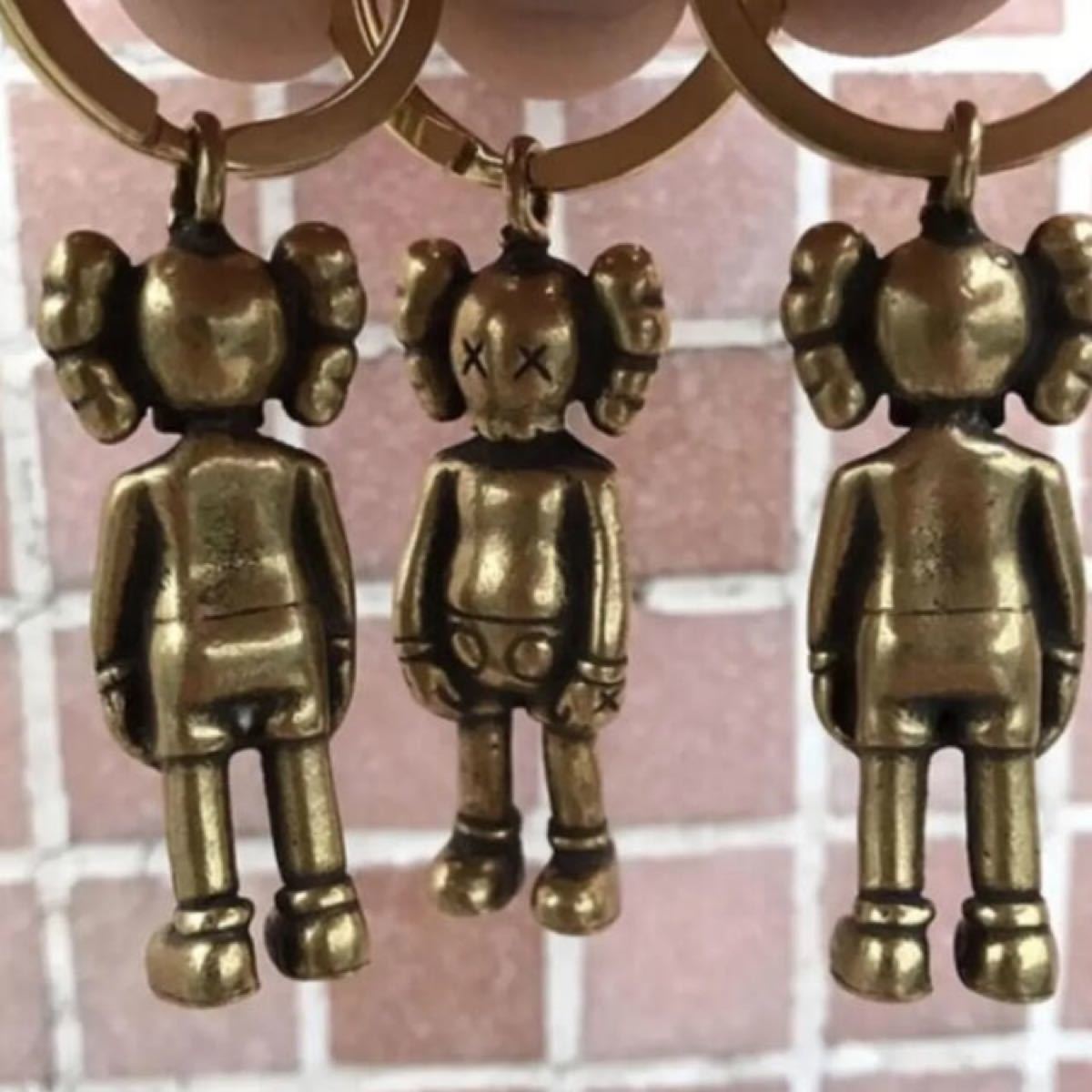 kaws OriginalFake オリジナルフェイク 真鍮キーホルダー|Yahoo kaws OriginalFake オリジナルフェイク 真鍮キーホルダー|Yahoo