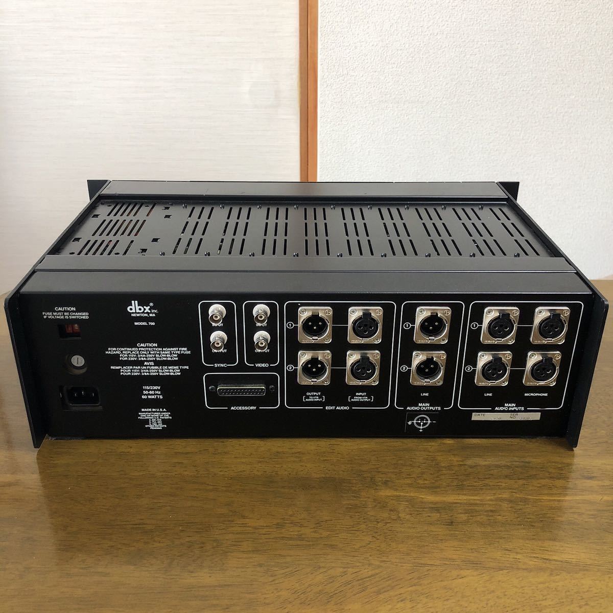 即納&大特価】 ☆DBX☆dbx700 Digital Audio Processor 美品 動作品