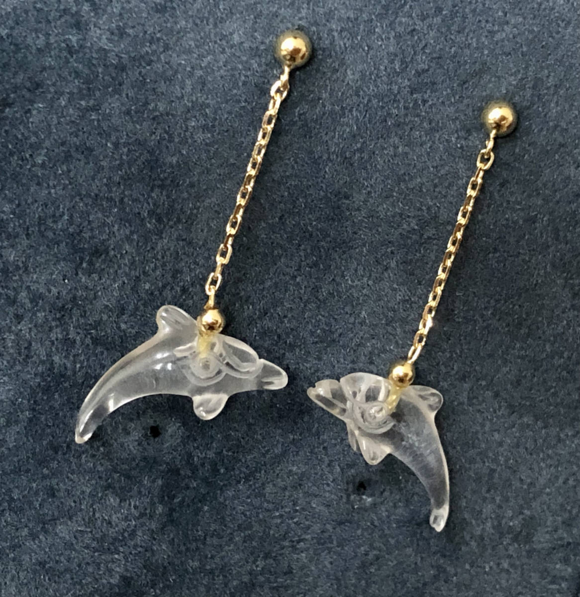 驚きの値段】 イルカのピアス〈両耳用〉 ggbrokers.com.ar