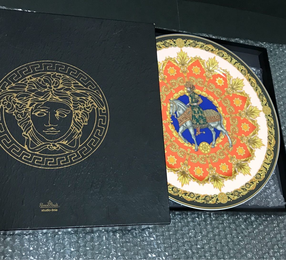 VERSACE ヴェルサーチ 絵皿 大皿 31cm ローゼンタール社 VERSACE ヴェルサーチ 絵皿 大皿 31cm ローゼンタール社