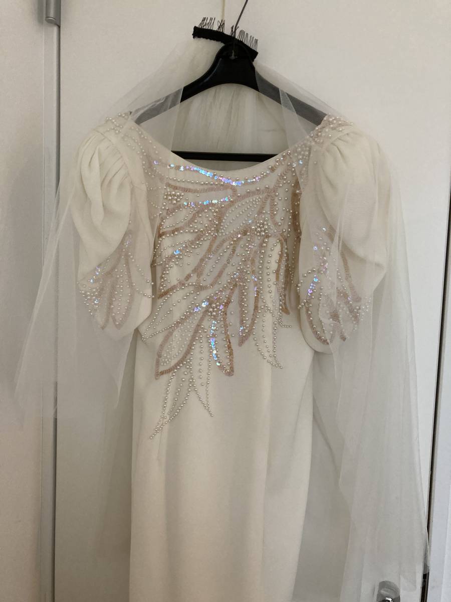 (Used)u Eddie ng* dress + veil Wedding white eggshell white strut half .. Mai pcs costume also 