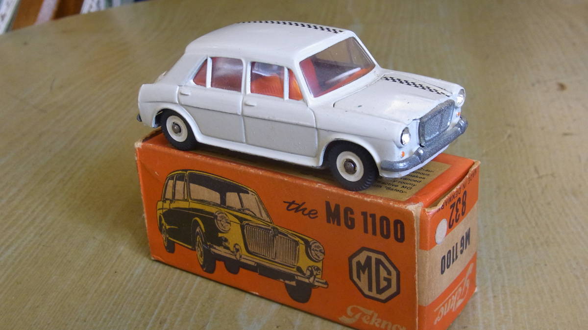 TEKNO MG1100 Techno Denmark made CORGI ADO16