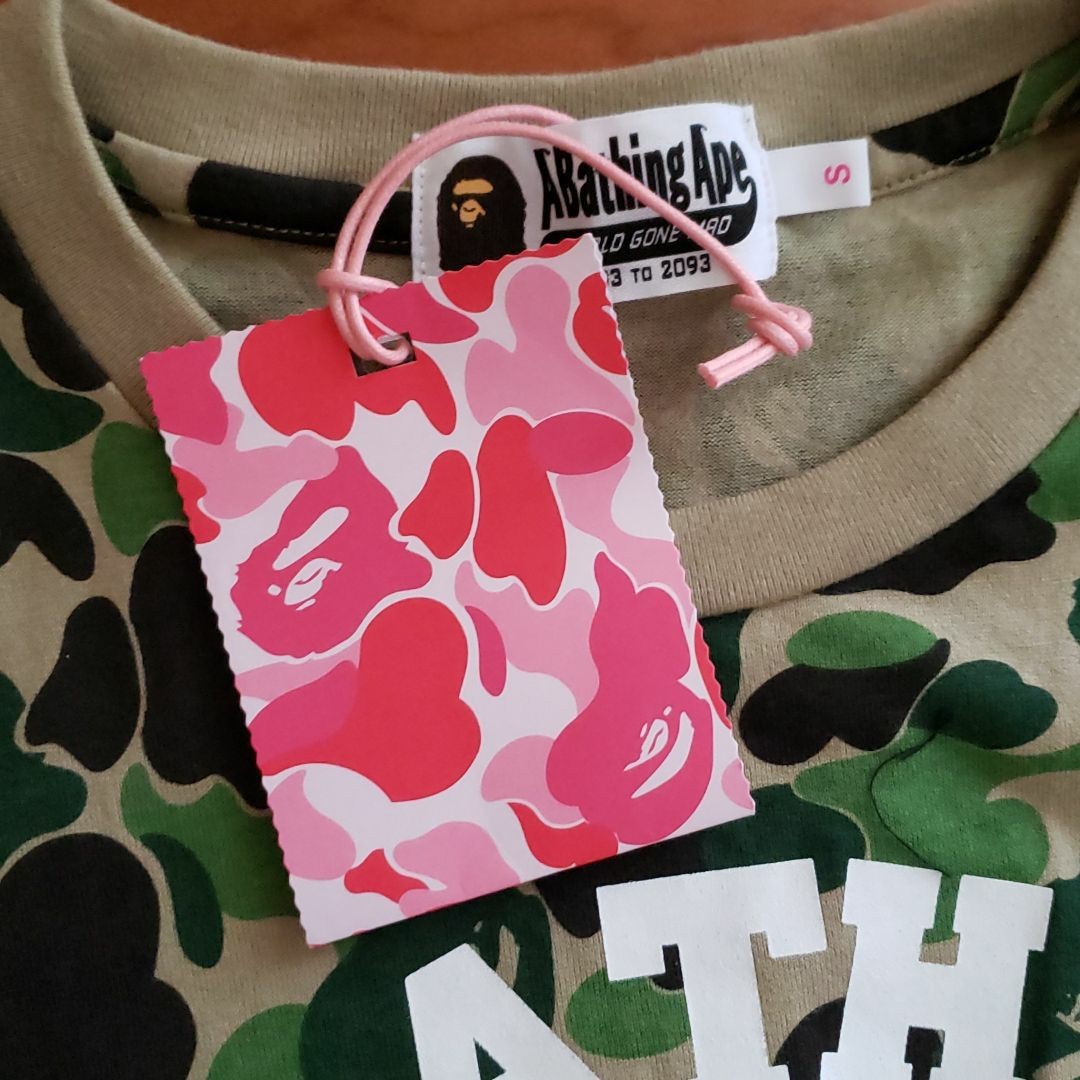 未使用】A BATHING APE カモフラージュワンピース エイプ camo 未使用】A BATHING APE カモフラージュワンピース エイプ camo