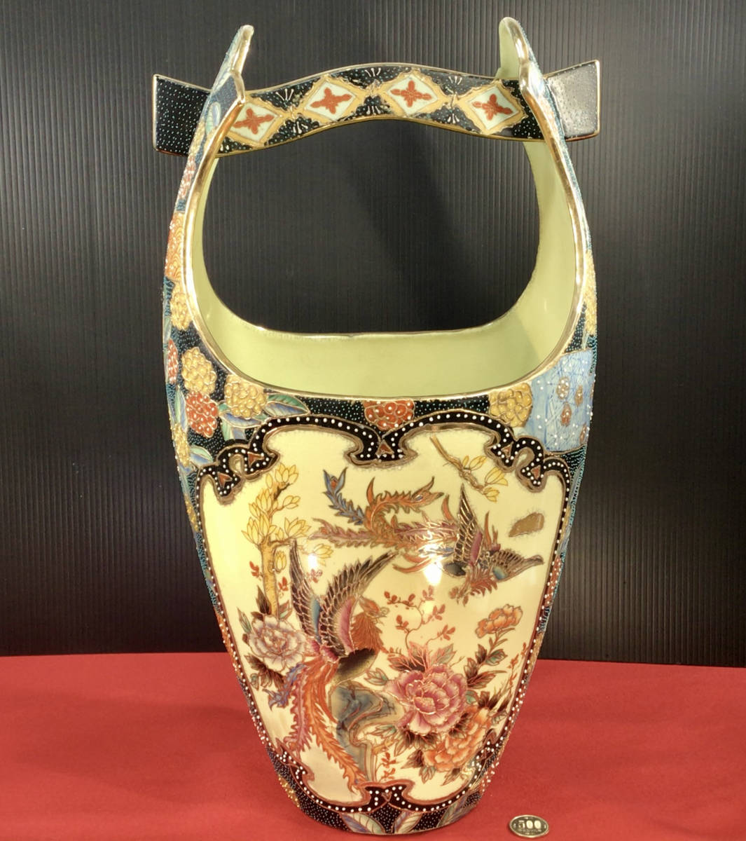 【昭和レトロ・アンティーク・美品】中国製造 色絵陶磁器 手桶、豪華絢爛 鳳凰と牡丹花の手描き絵柄、高さ約52センチ 巾約28センチ、箱無し