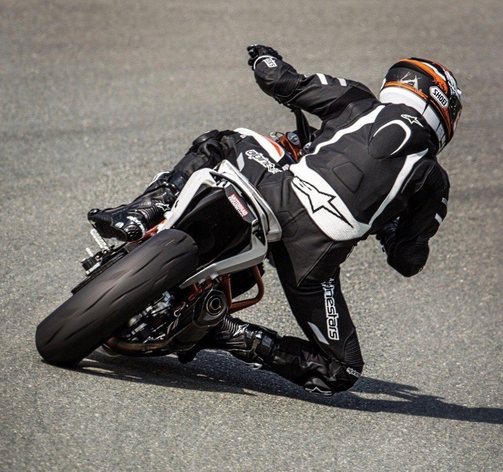 豪華な 未使用品 ALPINESTARS アルパインスターズ MOTEGI 1PC SUIT