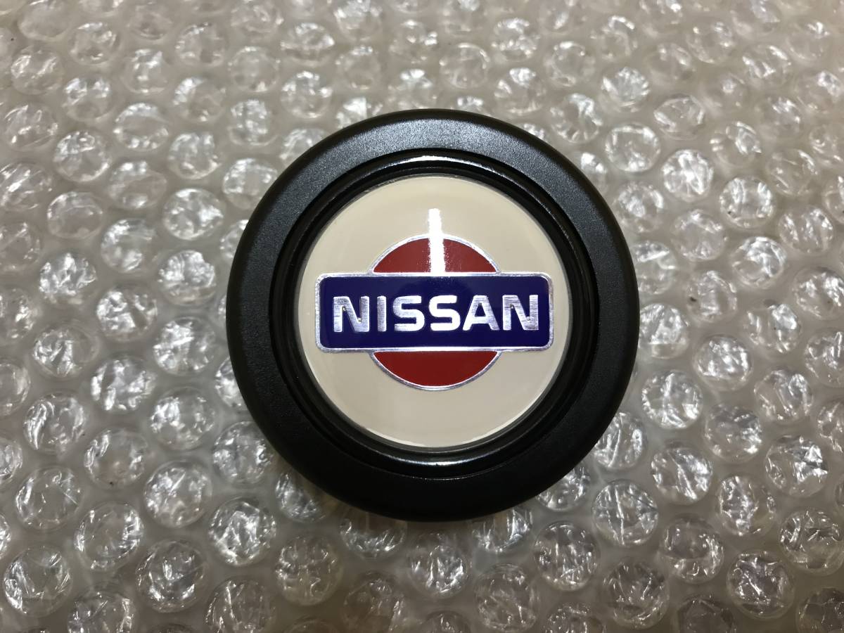 * распроданный * NISSAN Nissan MOMO звуковой сигнал кнопка BNR32 BCNR33 BNR34 S13 S14 S15 SR20 RB26 DATSUN Z31 Z32 S30 Nismo nismo Sanitora Z32 Z31