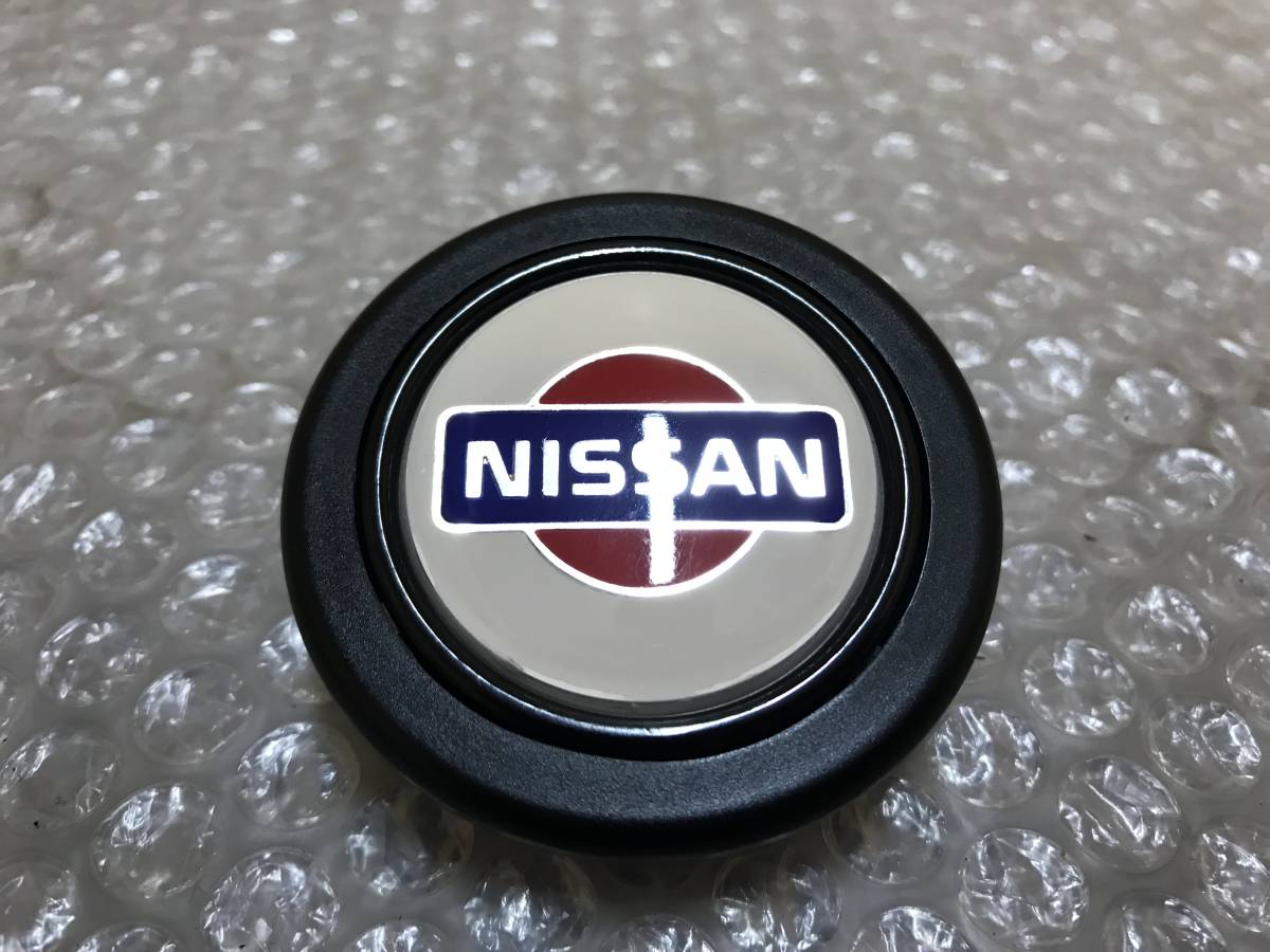 * out of print * NISSAN Nissan MOMO horn button BNR32 BCNR33 BNR34 S13 S14 S15 SR20 RB26 DATSUN Z31 Z32 S30 Nismo nismo Sanitora Z32 Z31