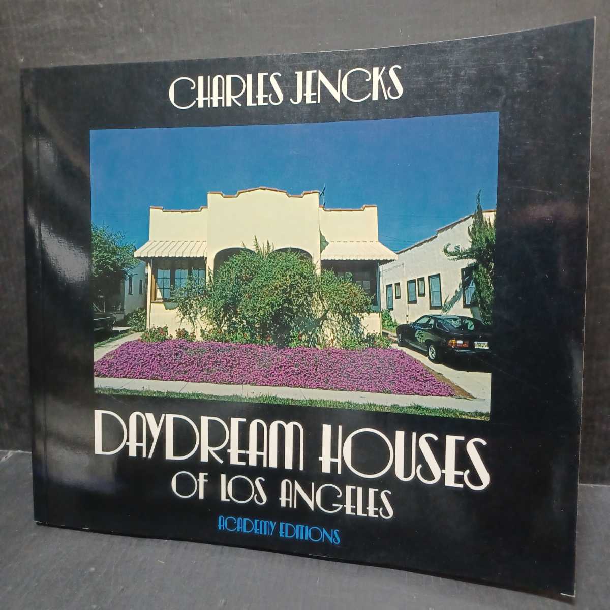 チャールズ・ジェンクス [Bizarre Architecture] [Daydream Houses of Los Angeles]2冊　by Charles Jencksポストモダニズムポストモダン_画像3