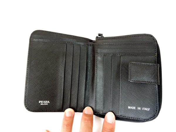 PRADA プラダ ナイロン ウォレット 二つ折り 財布 ブラック トライアングルロゴ ユニセックス 札幌 西岡