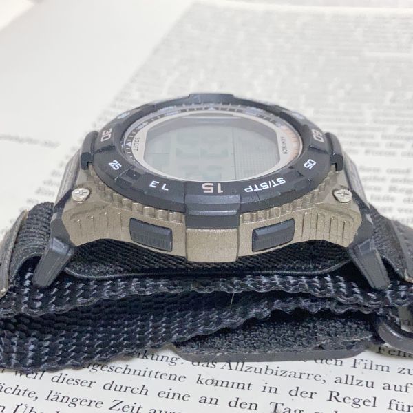 ★ ARMITRON デジタル 多機能 メンズ 腕時計 ★ アーミトロン アラーム クロノ 稼動品 F5480_画像5