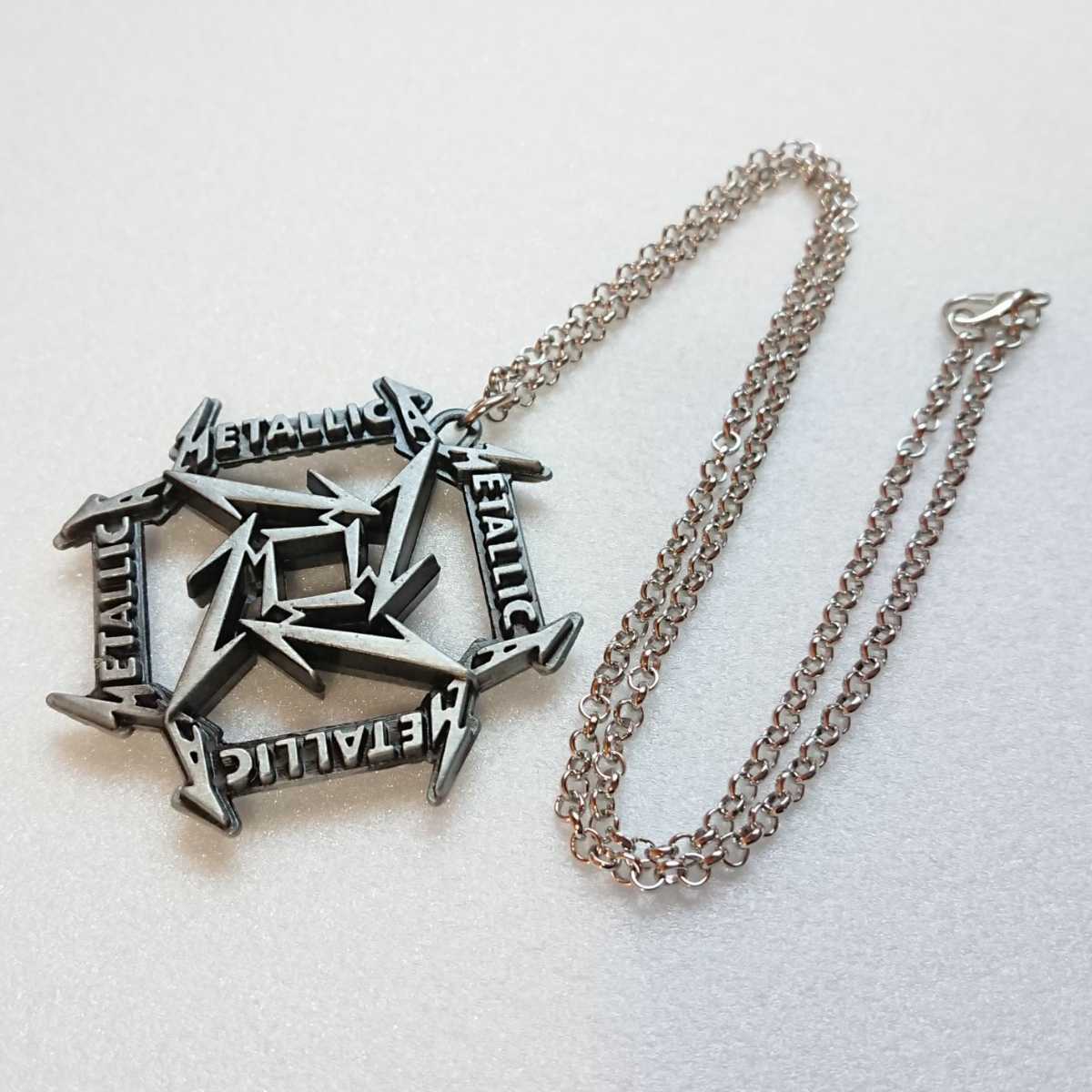 METALLICA Metallica necklace ②