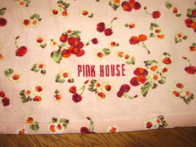  Pink House bath towel Cherry print pink passing of years unused goods 