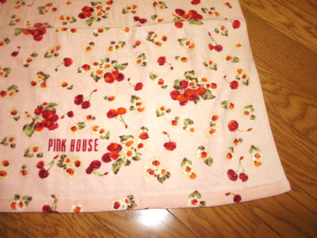  Pink House bath towel Cherry print pink passing of years unused goods 