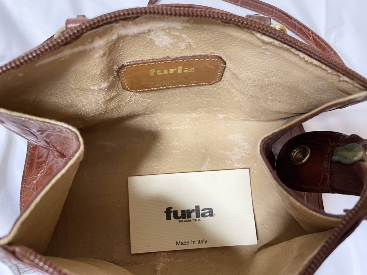 レアデザイン　ヴィンテージ　イタリア製 FURLA フルラ 型押し 本革製　レザー　　２WAY　ショルダーバッグ 　ハンドバッグ　ミニバッグ_画像6