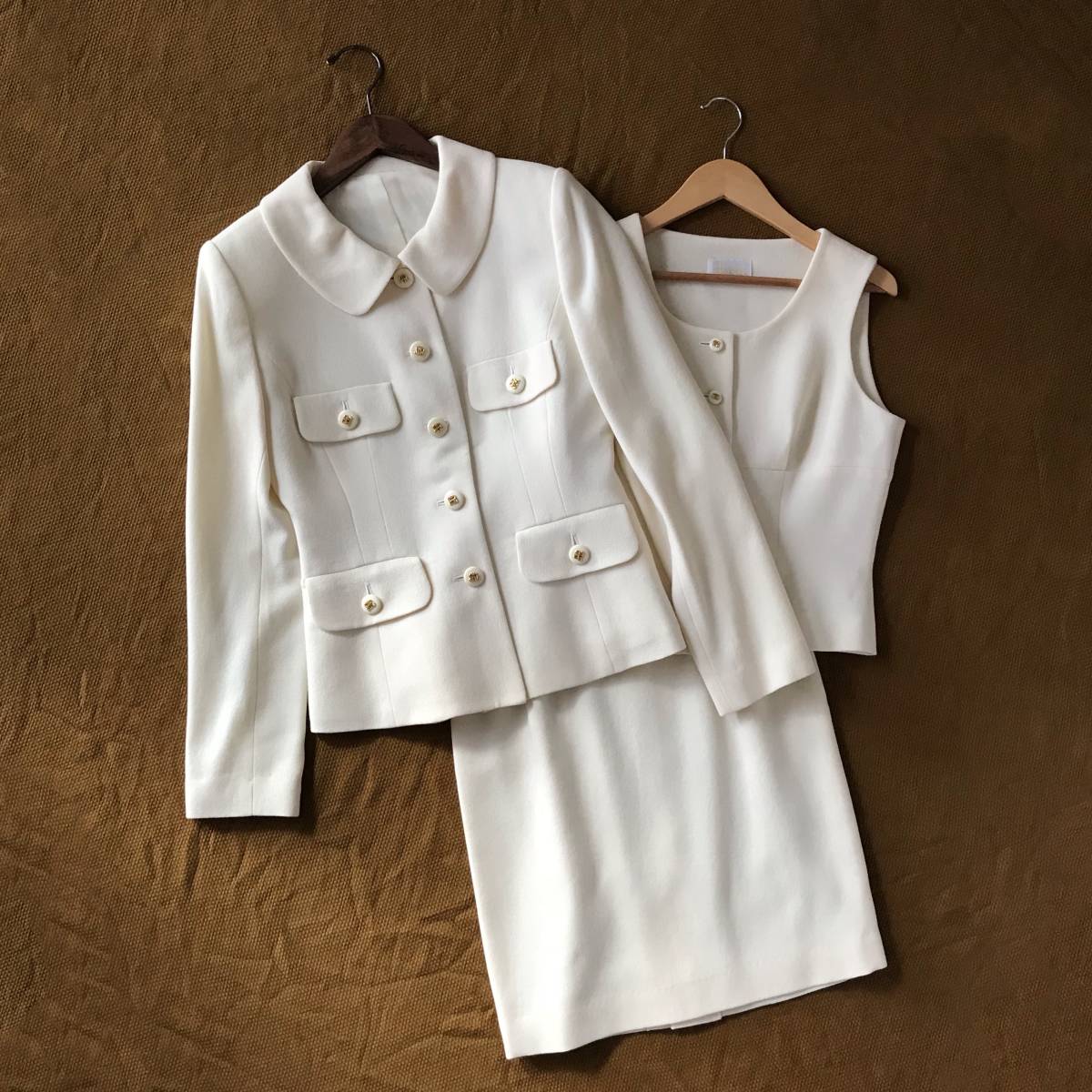 ☆ 未使用 ☆ Harrods ☆ ハロッズ アイボリー スーツ スカート