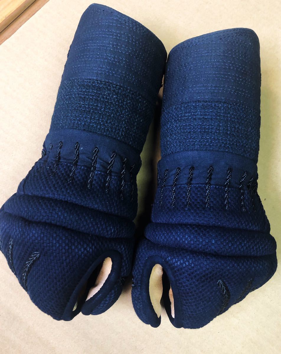  new goods kendo protector made in Japan . hand armour type woven . size L