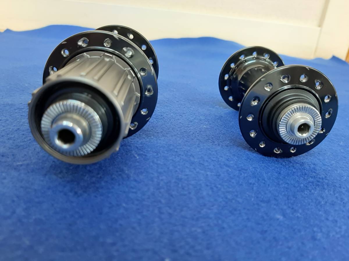 送料無料】 希少 美品 デュラエース 9000 28h FRセット DURA ACE 8~11S