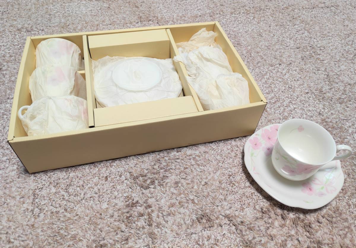 Nitto JAPAN ニットー 陶器 ティーカップ ソーサー 茶器 6客 セット ピンク 白地 花柄_画像1