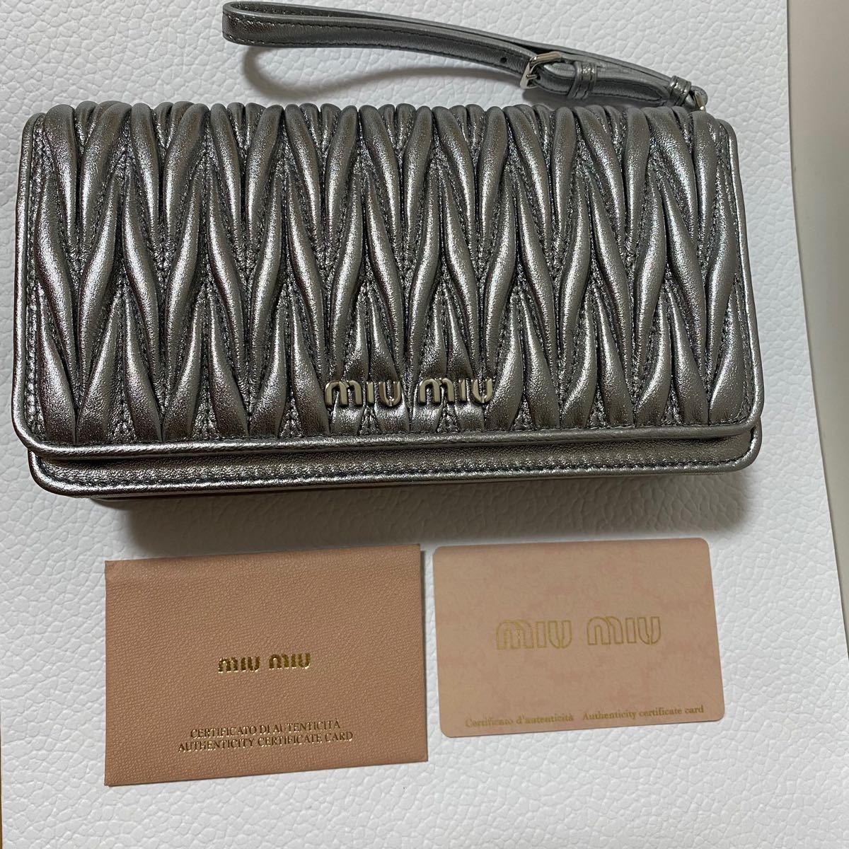 miumiu ミュウミュウ ショルダーバッグ 2way クラッチバッグ