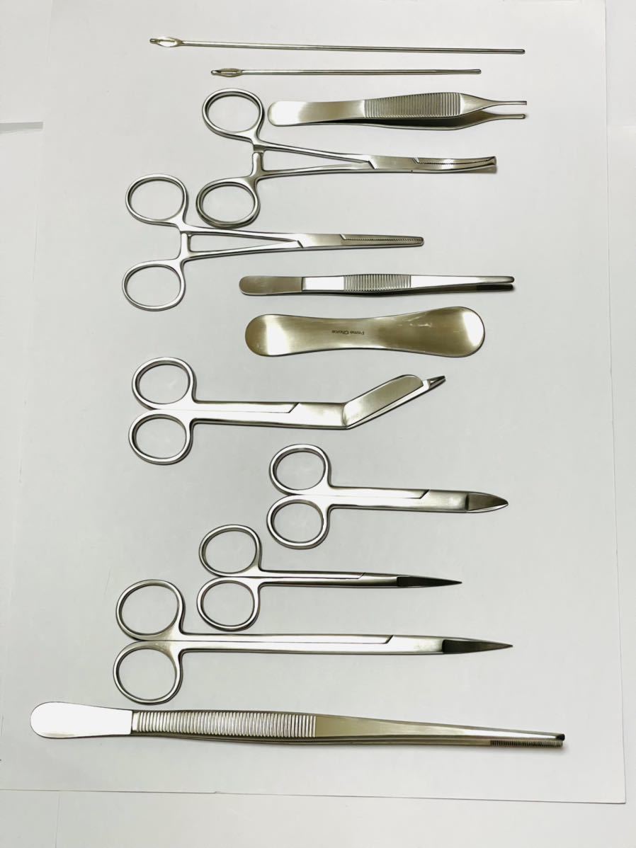 ヤフオク! - 手術用器具セット新品です (1)12本のセットです