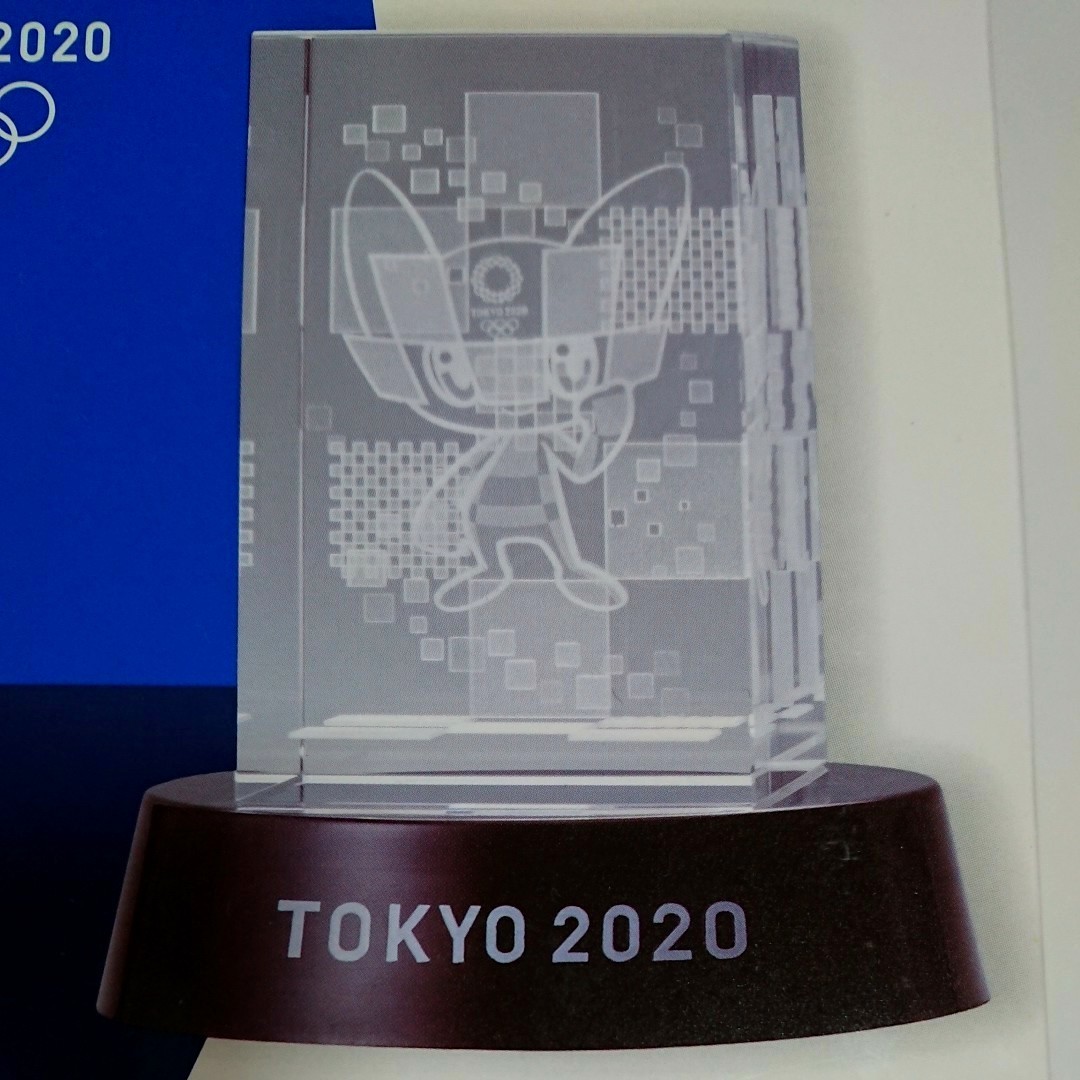 東京2020 オリンピック ミライトワ クリスタルスタンド|Yahoo 東京2020 オリンピック ミライトワ クリスタルスタンド|Yahoo