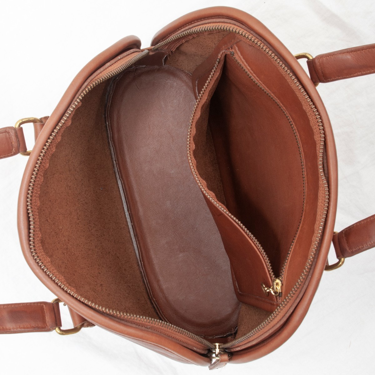 極美品】COACH(コーチ) オールドコーチ レザー ハンドバッグ 極美品】COACH(コーチ) オールドコーチ レザー ハンドバッグ