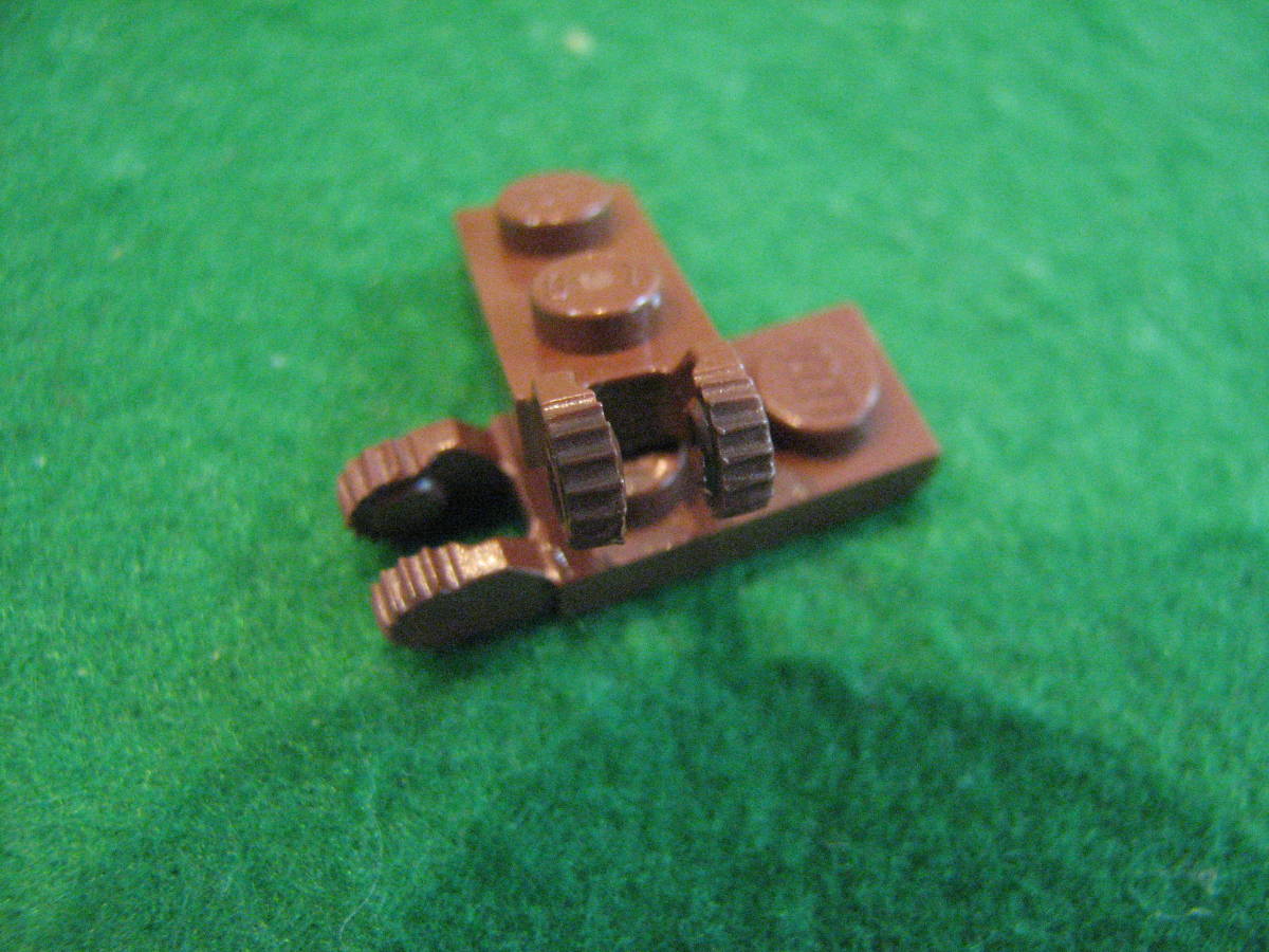 * Lego -LEGO*54657* hinge plate 1x 2 lock, edge . 2 ps. finger, Shimomizo. not 7ps.@. tooth * tea *2 piece set *USED