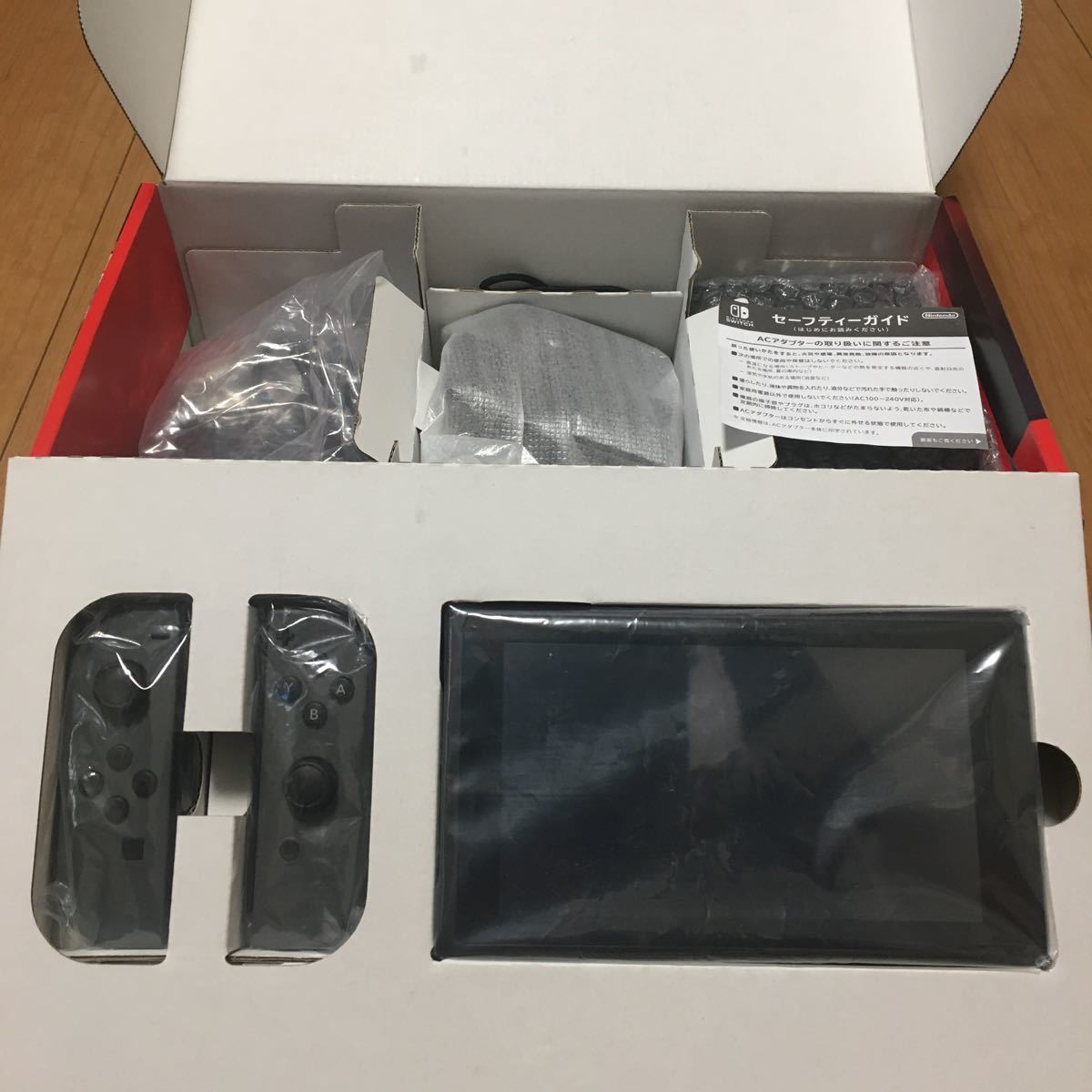 【新型】Nintendo Switch グレー  欠品なし
