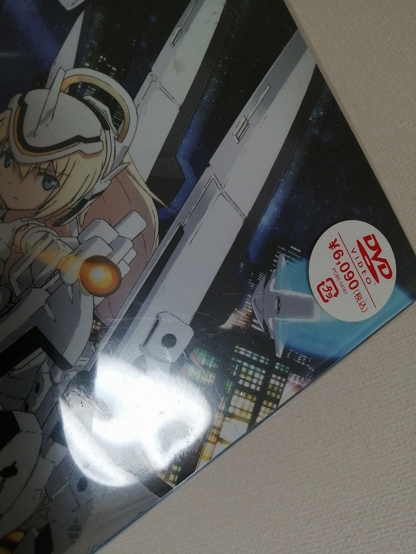 本日の目玉 ほぼ新品未開封 武装神姫 初回限定版 DVD 全7巻セット