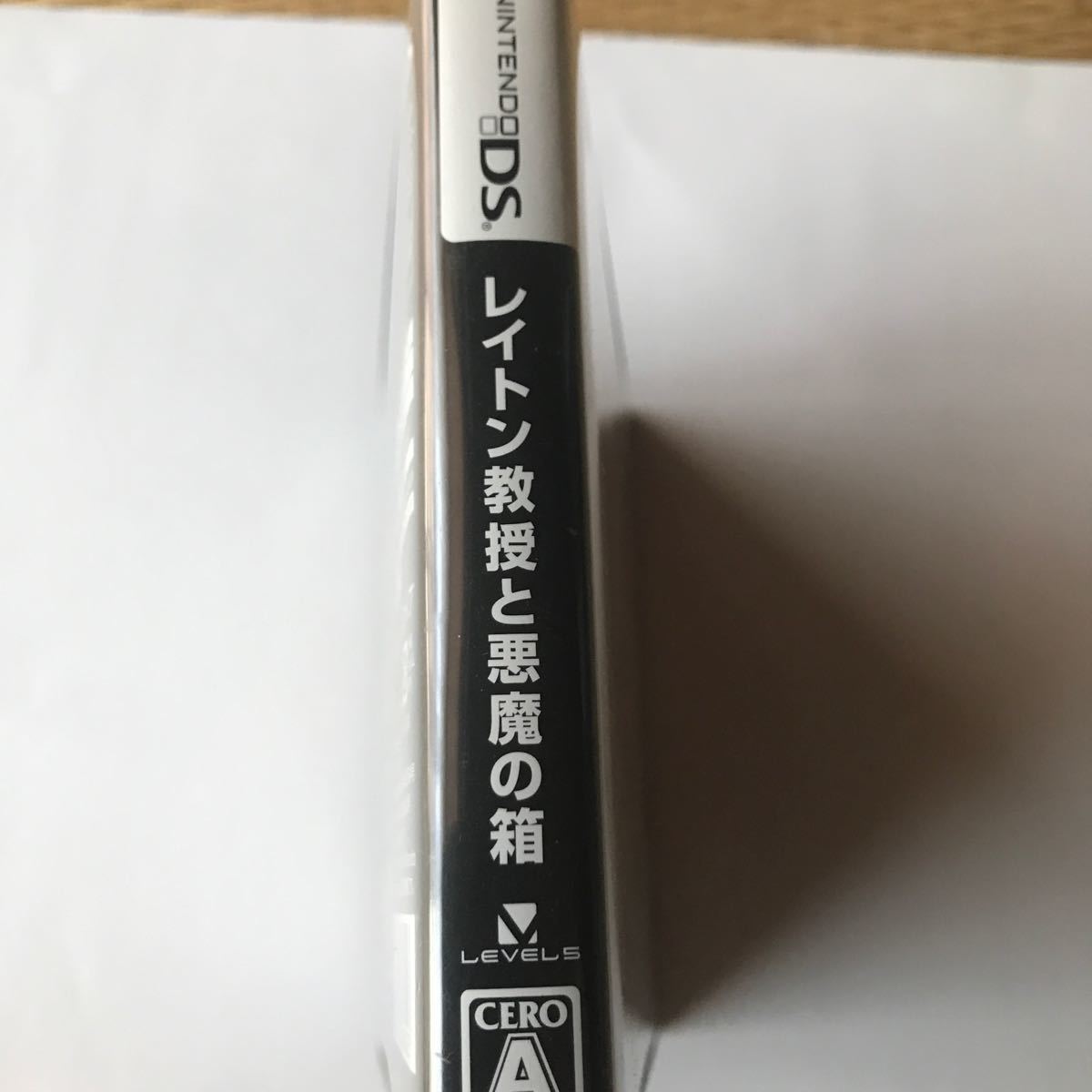 【DS】 レイトン教授と悪魔の箱ケースと取説のみ