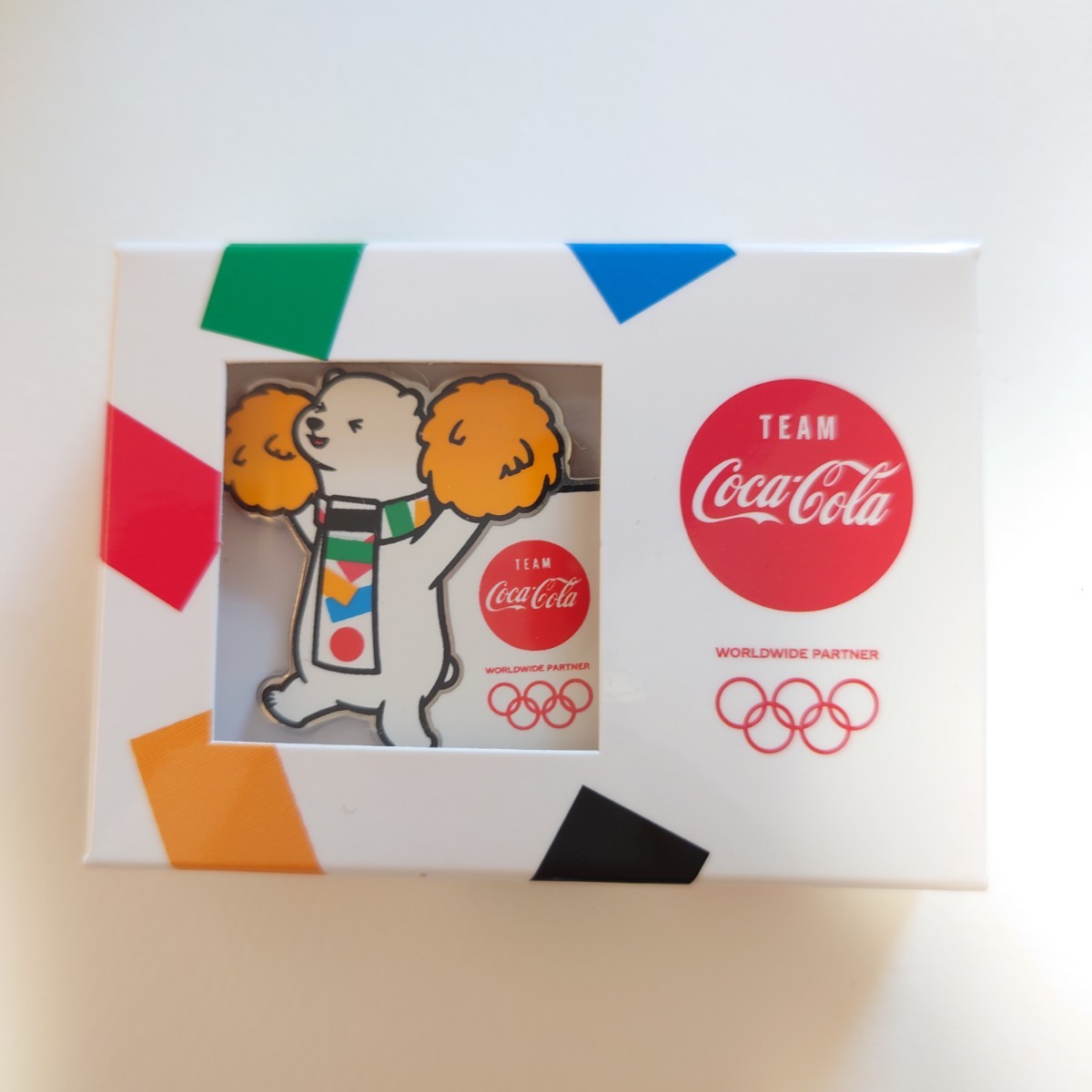 東京2020オリンピック　チームコカ・コーラ　スーパーポーラーベア　ピンバッジ　『ポンポン』