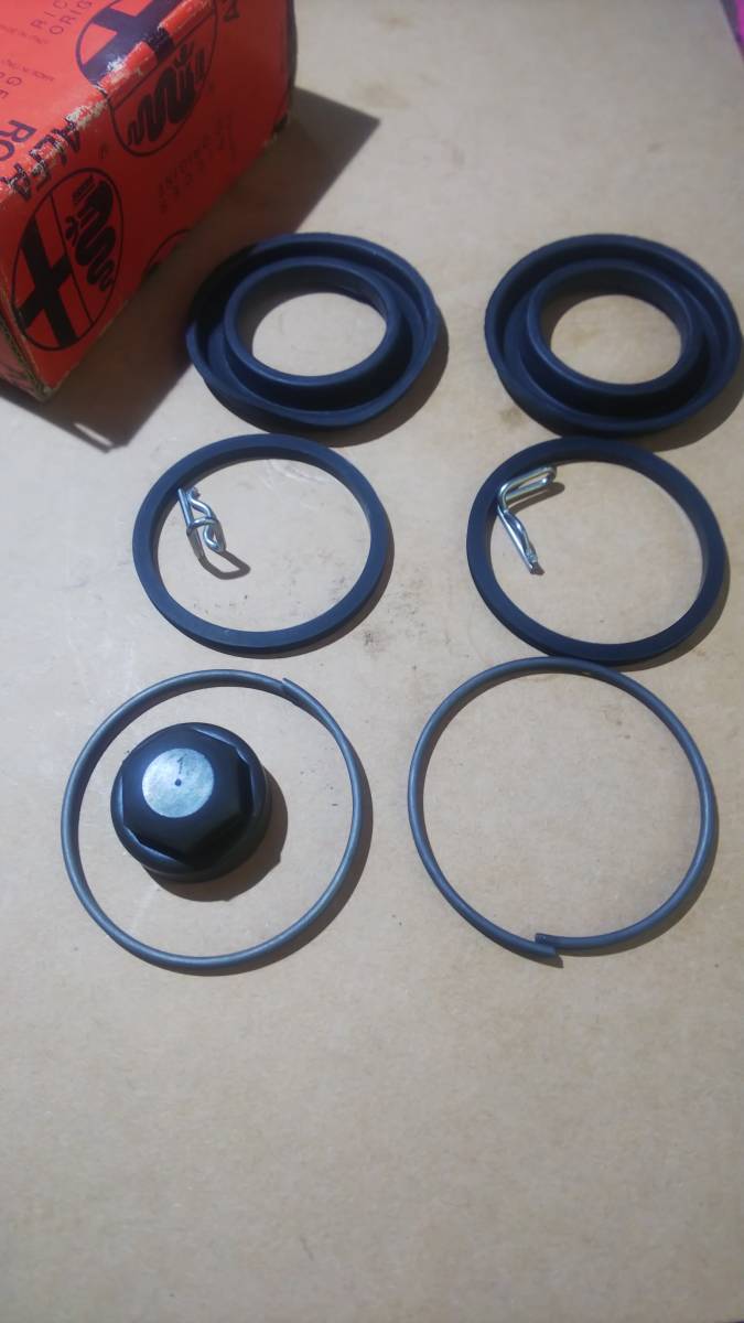 ALFA ROMEO Repair Kit, brake caliper ALFA ROMEO 11600260030116