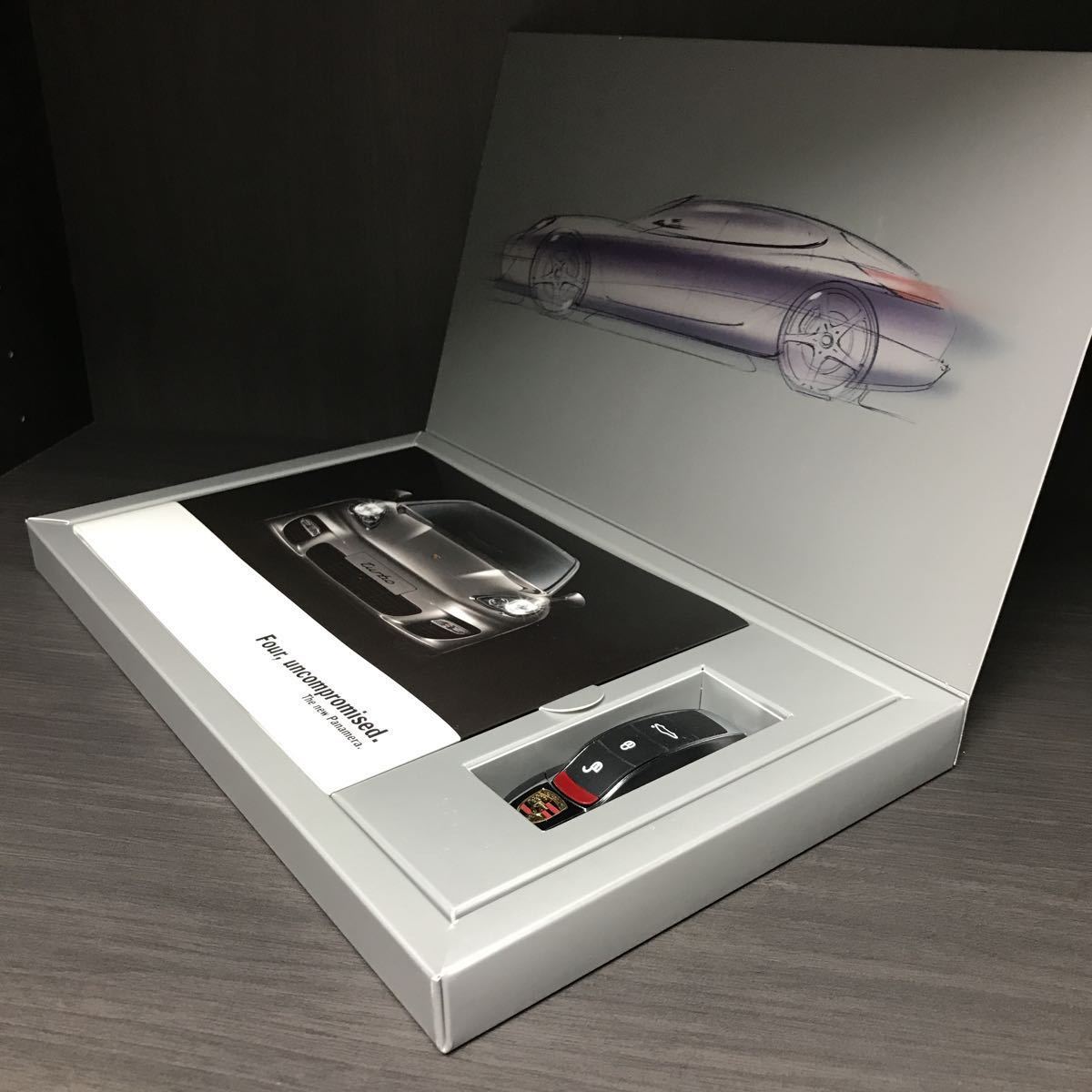 [ prompt decision ][ Porsche regular not for sale key type USB catalog & hard cover photoalbum exclusive use BOX attaching ] Panamera 970 type Bose Porsche Porsche Panamera