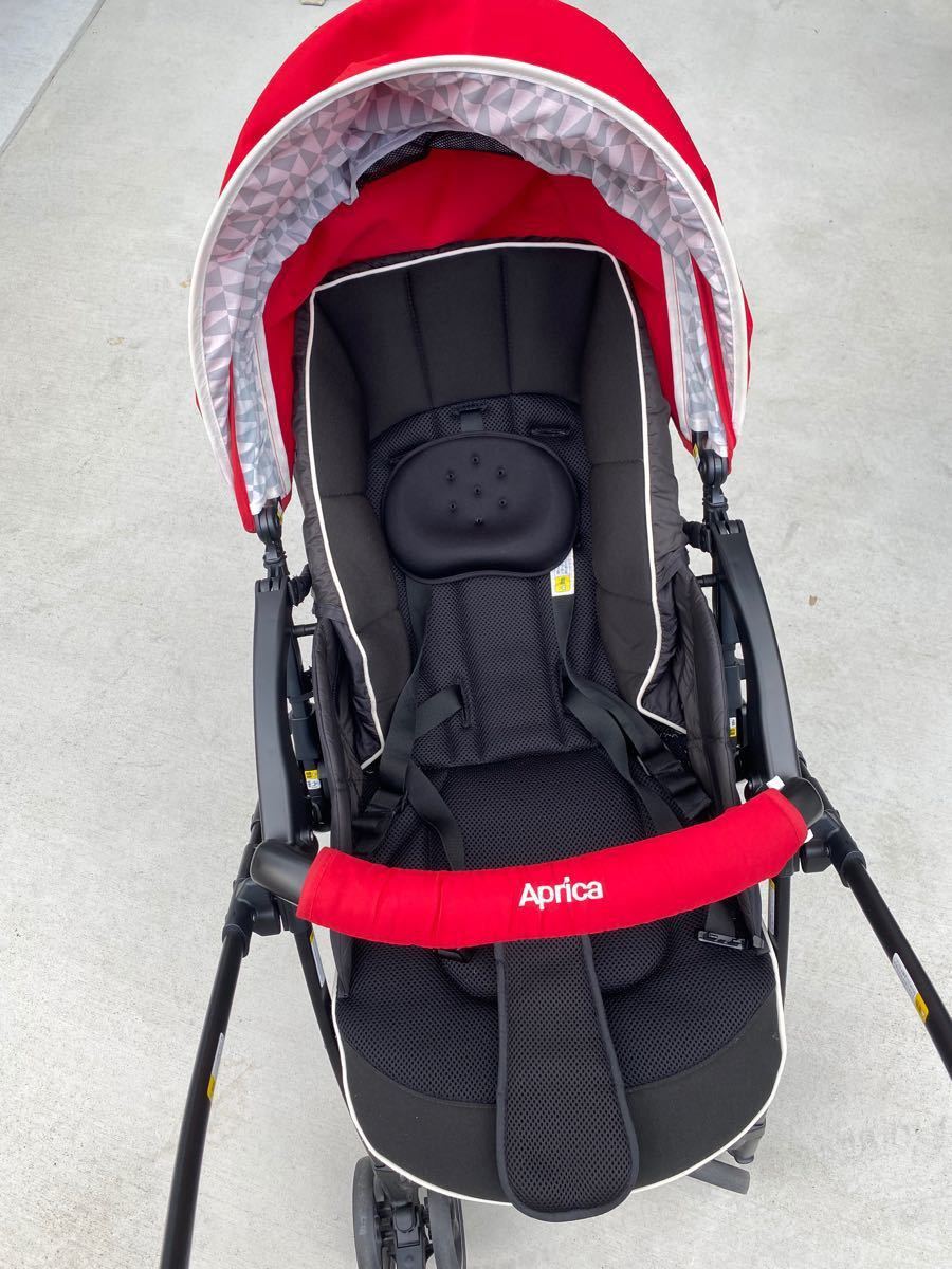 アップリカ Aprica ラクーナ クッション ベビーカー レッド アップリカ Aprica ラクーナ クッション ベビーカー レッド