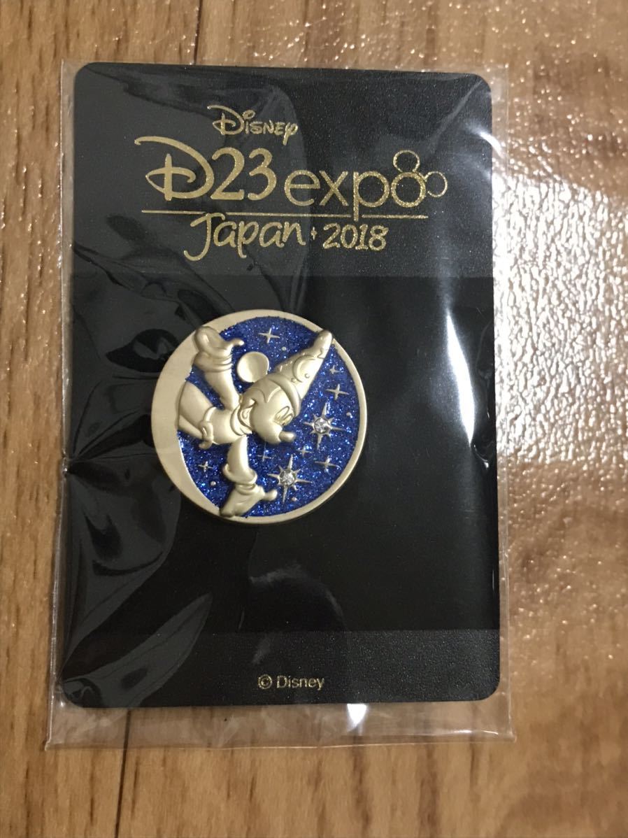 D23 Disney Mickey pin bachi