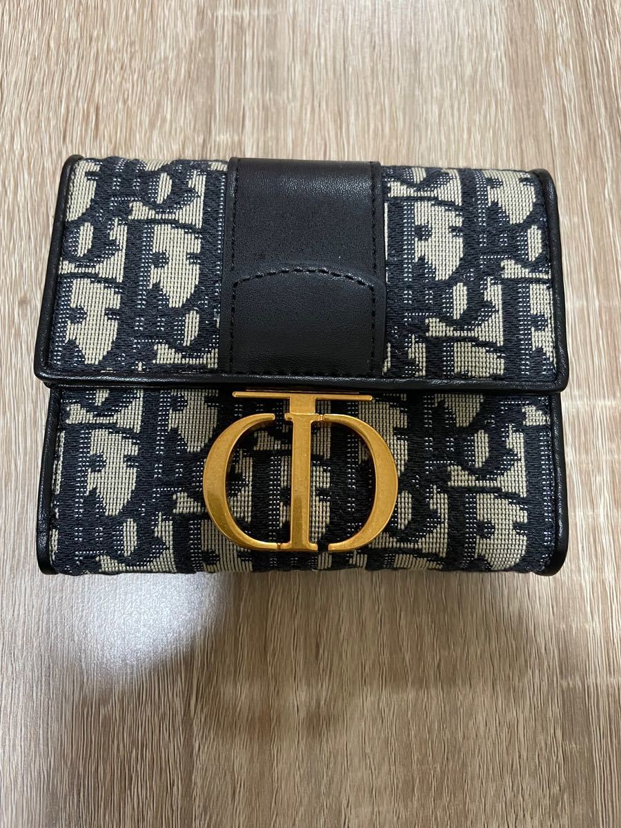 Dior 三つ折り財布 レディース|Yahoo!フリマ(旧PayPayフリマ) Dior 三つ折り財布 レディース|Yahoo!フリマ(旧PayPayフリマ)
