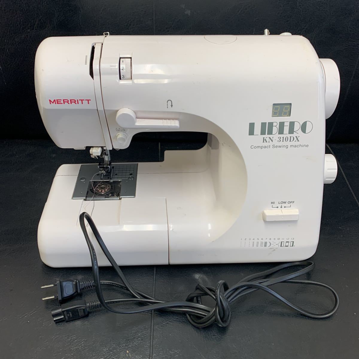 SINGER シンガー型式ＫＮ310DX 家庭用ミシン 動品_画像10