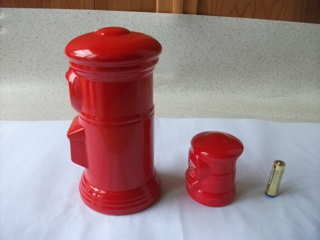  prompt decision not for sale Japan Post Bank post office post savings box large, small 2 piece red color mail post POST ceramics 