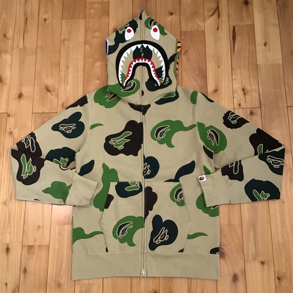 Def camo シャーク パーカー Mサイズ shark full zip hoodie a bathing ape bape エイプ ベイプ アベイシングエイプ 迷彩 WGM 232t_画像1