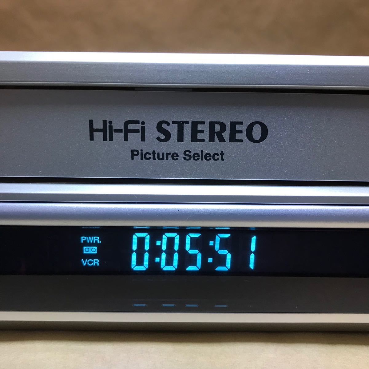 HITACHI VHSビデオデッキ V−F3 リモコン付 動作品 - メルカリ