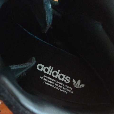  Adidas black suede is ikatto sneakers 