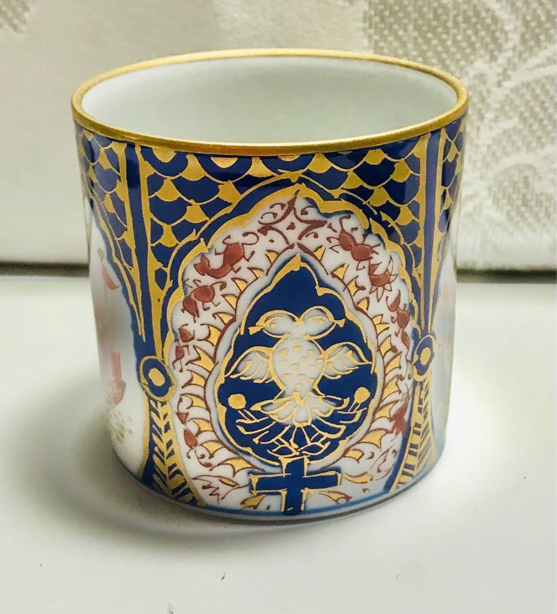 其泉 ロイヤル 伊万里 伝統陶磁器 工芸品 賞美堂 カップ 其泉 ロイヤル 伊万里 伝統陶磁器 工芸品 賞美堂 カップ