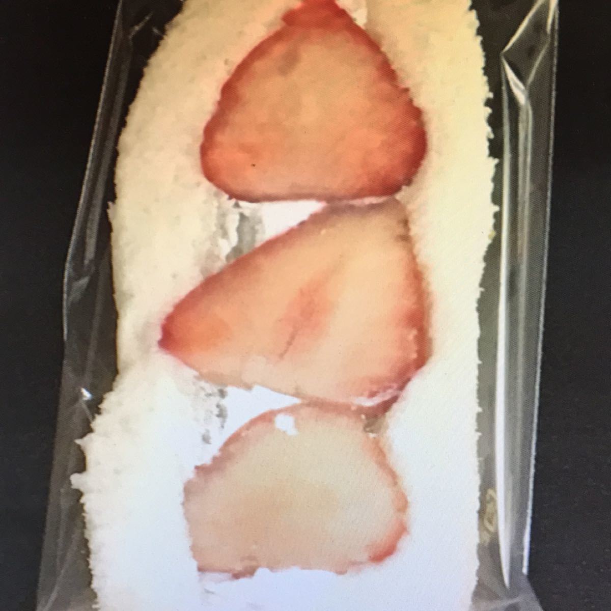 フルーツサンドに最適な三角サンド袋 幅６０㎜ ５円５０銭／枚 ４０００枚／箱