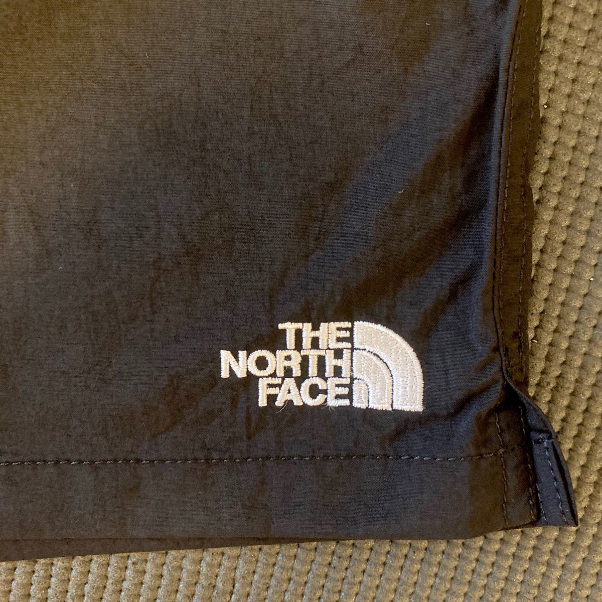 THE NORTH FACE　新品　ノースフェイス　バーサタイルショーツ　パンツ　ブラック　