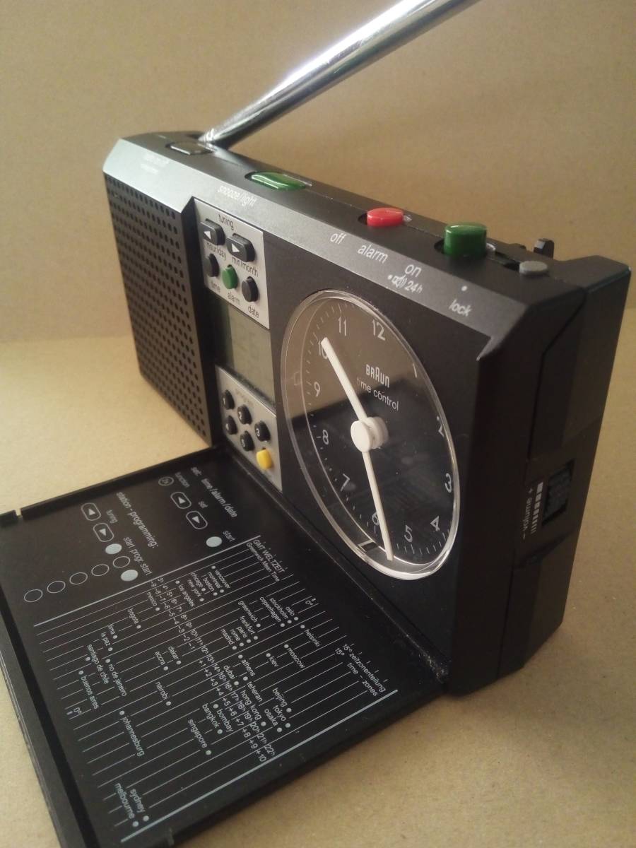 【ブラウン】BRAUN 多機能デジタル クロックラジオ ブラックモデル
