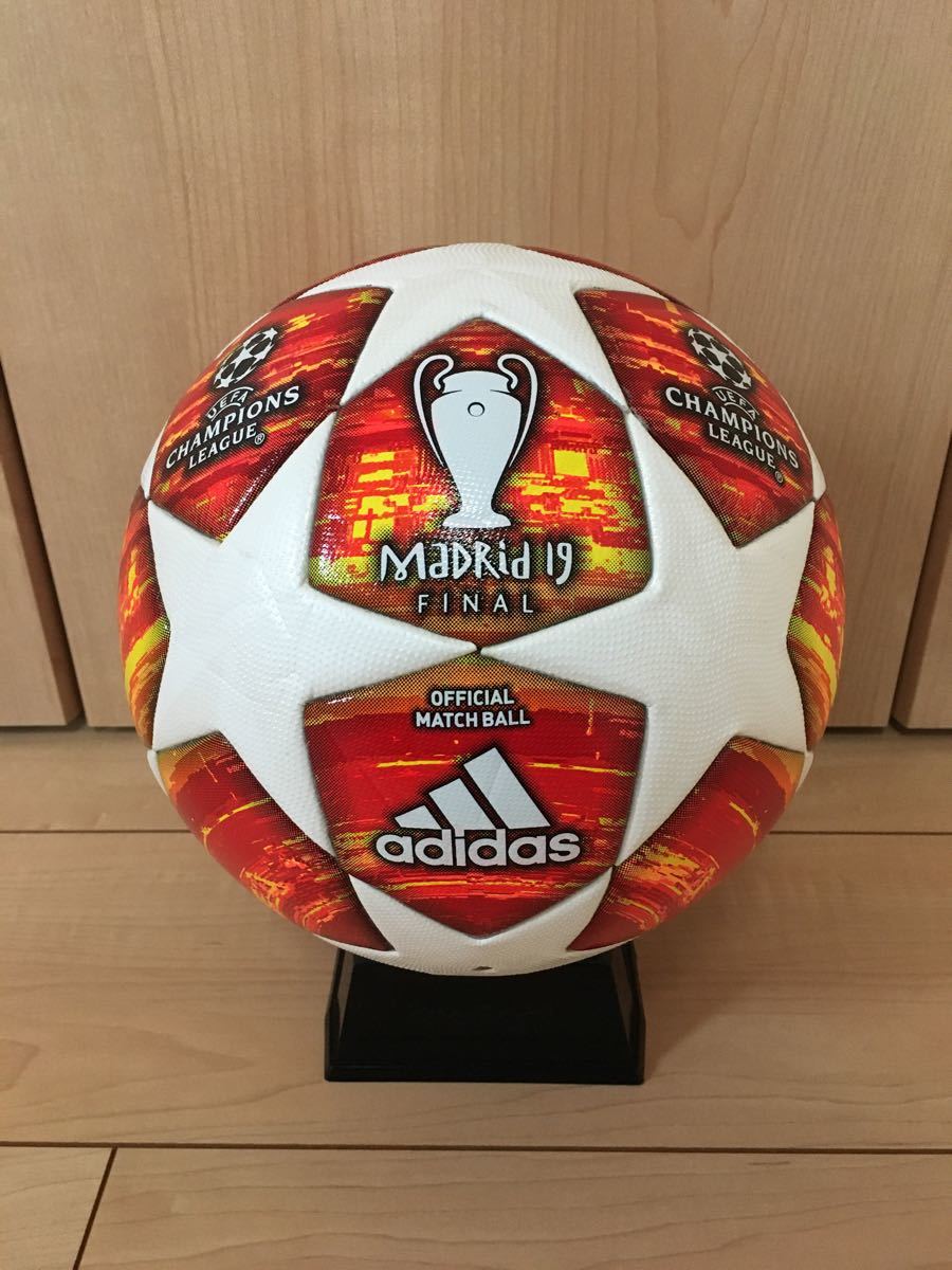 当店だけの限定モデル フィナーレ アディダス サッカーボール 公式球 