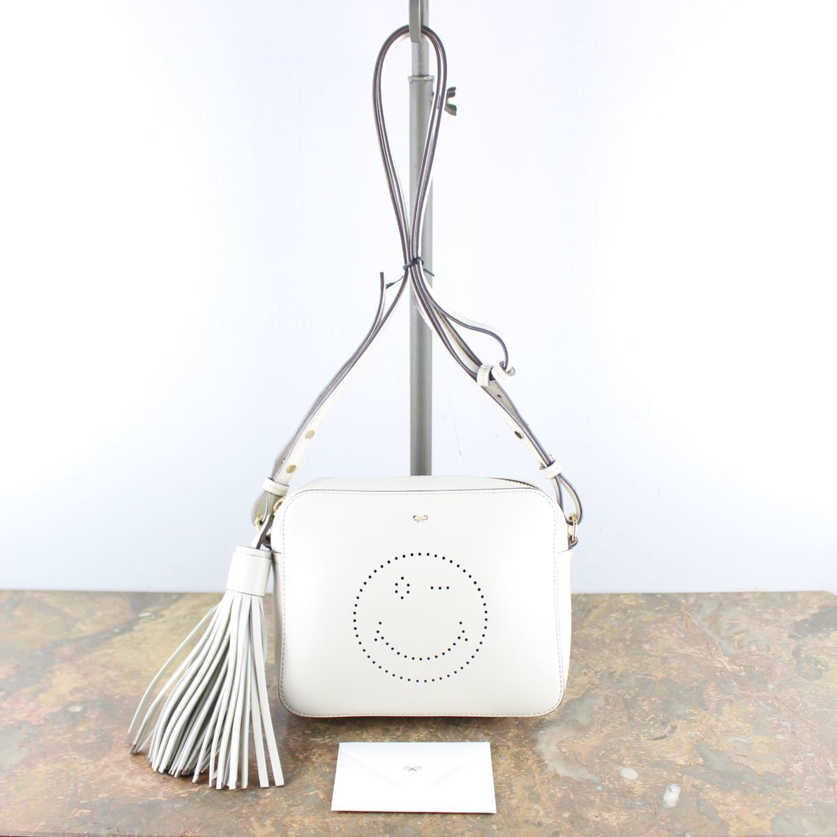 ANYA HINDMARCH LEATHER SHOULDER BAG/アニヤハインドマーチスマイリー
