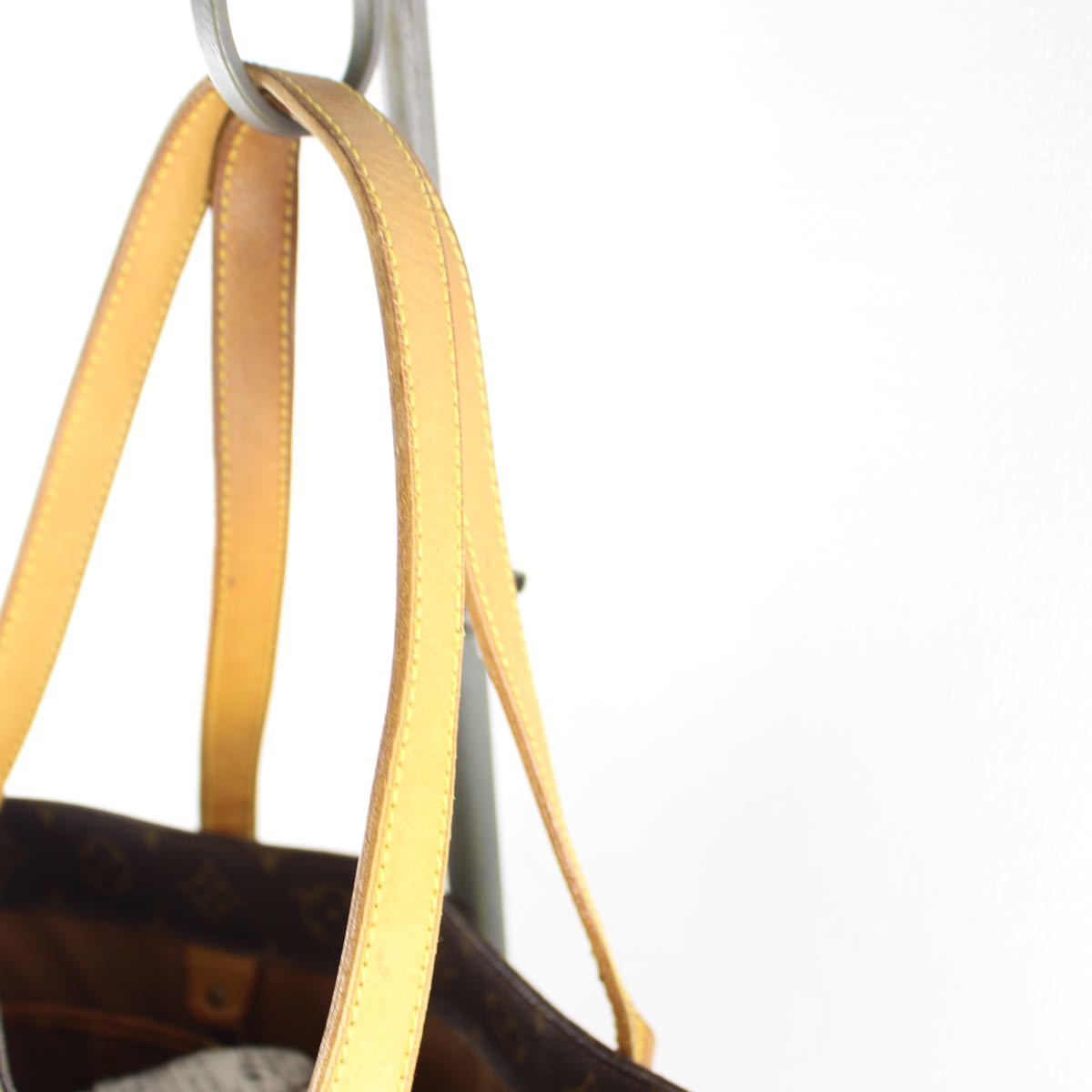 LOUIS VUITTON M51170 SR0042 MONOGRAM PATTERNED TOTE BAG MADE IN