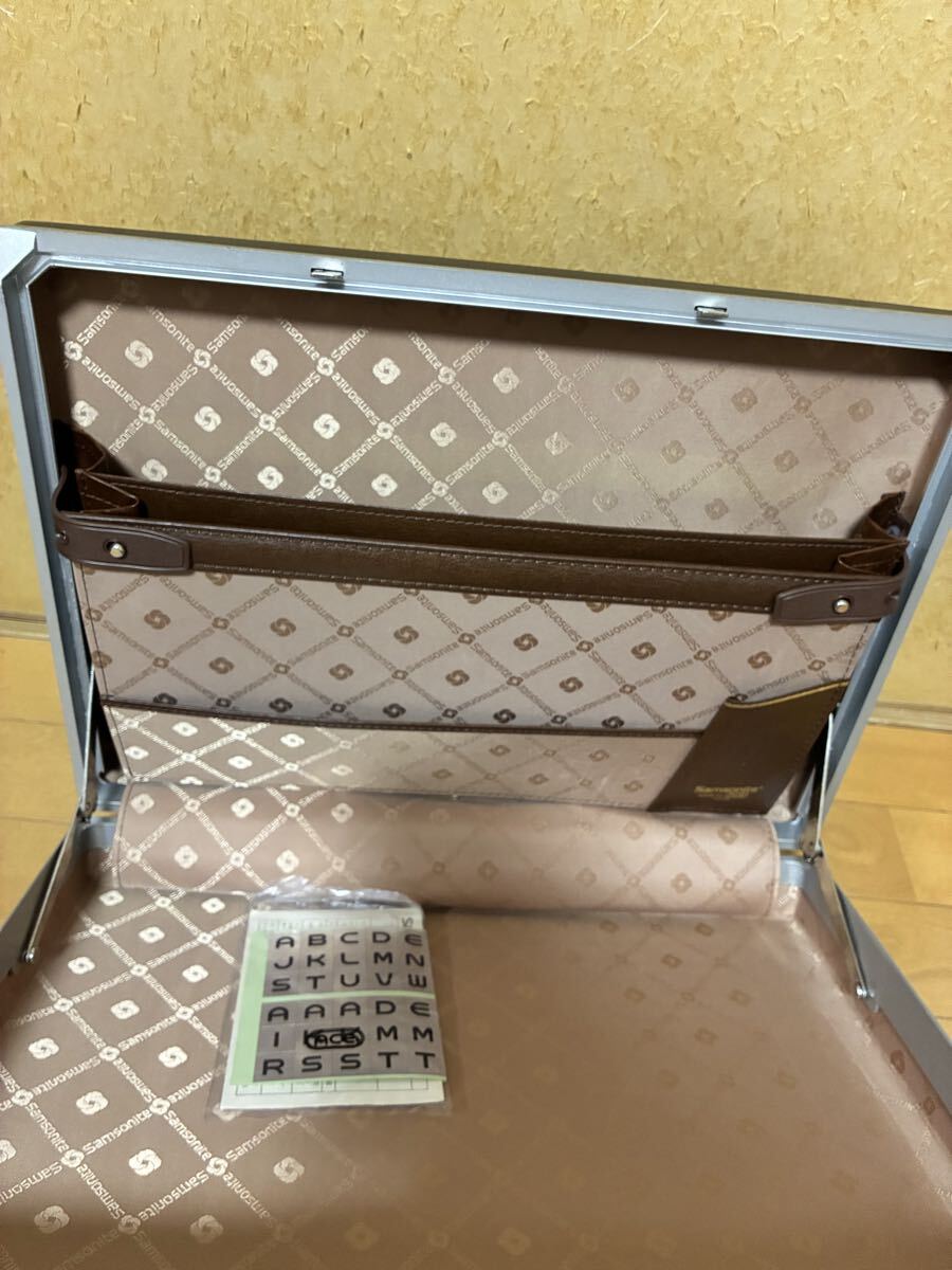 昭和レトロ Samsonite サムソナイト アタッシュケース ブラウン ※金属部分サビあり、鍵あり_画像6