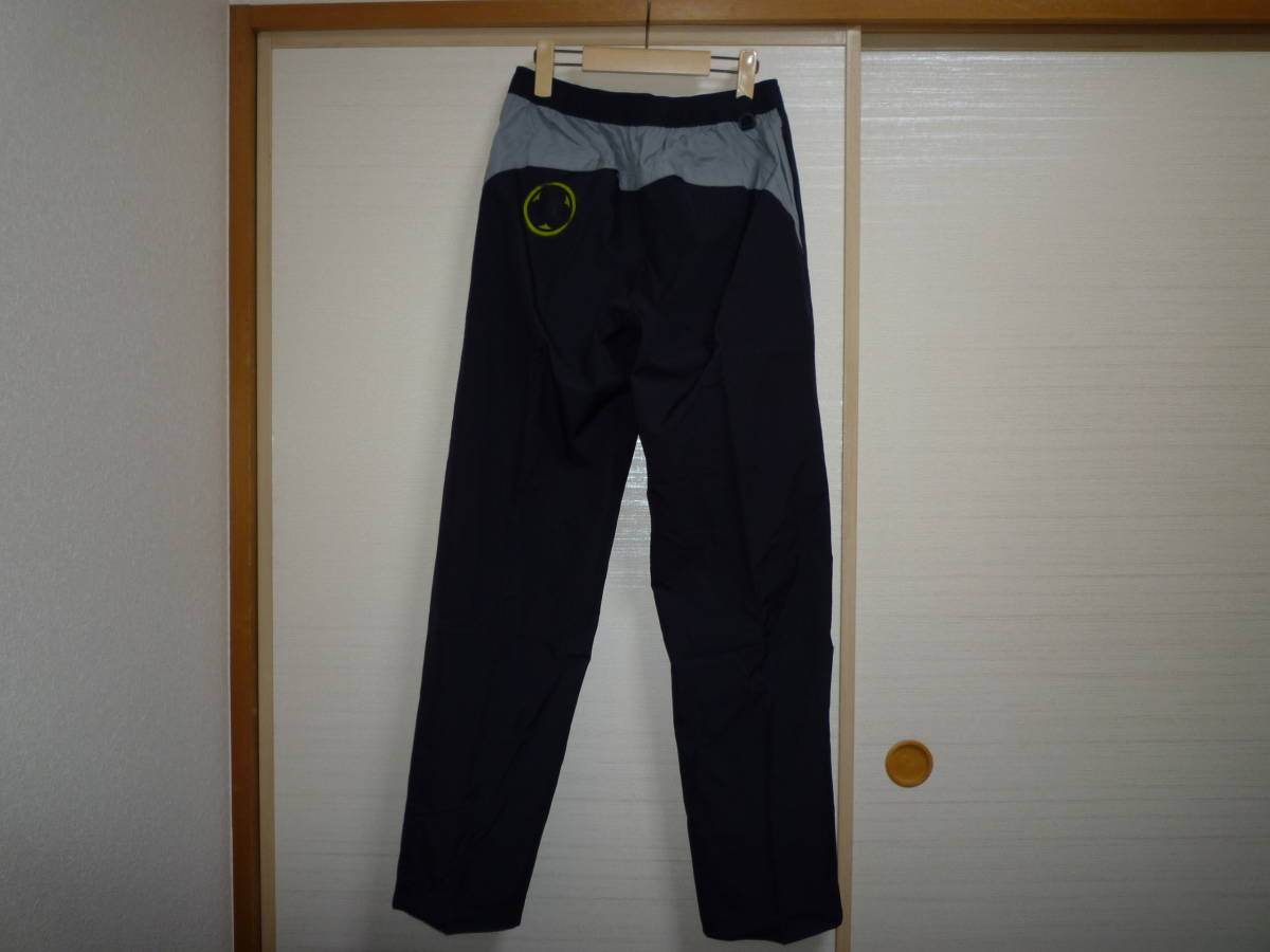 ナイキ×FCRB Bristolナイロンパンツ黒 Lサイズ ソフネット ナイキ×FCRB Bristolナイロンパンツ黒 Lサイズ ソフネット